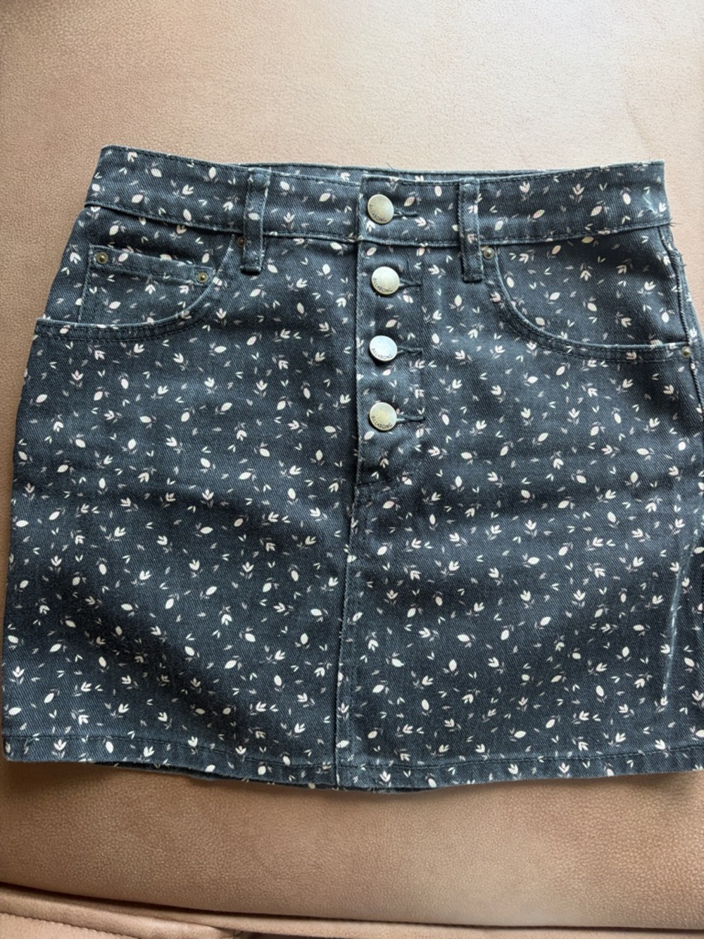 Womens charcoal Floral Button-Front Denim Skirt